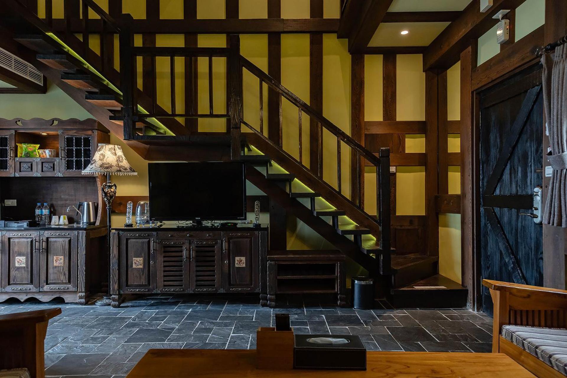 Tudor Dynasty Homestay Shoufeng Extérieur photo