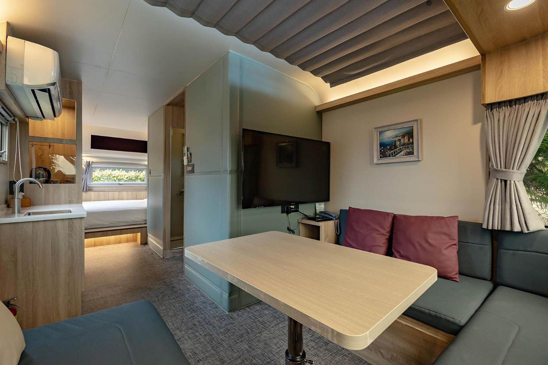 Tudor Dynasty Homestay Shoufeng Extérieur photo